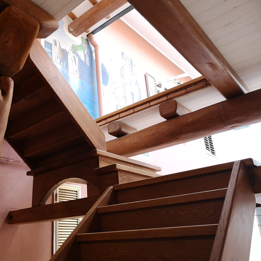 scale in legno